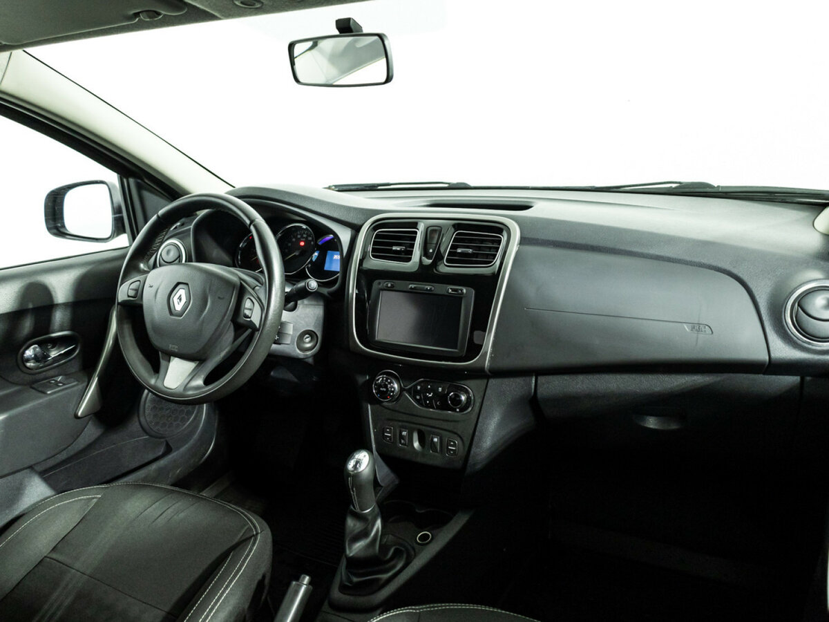 Renault Logan 2014 года с пробегом. Фото: #8