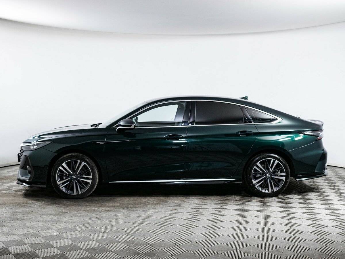 Chery Arrizo 8 2024 года с пробегом. Фото: #7