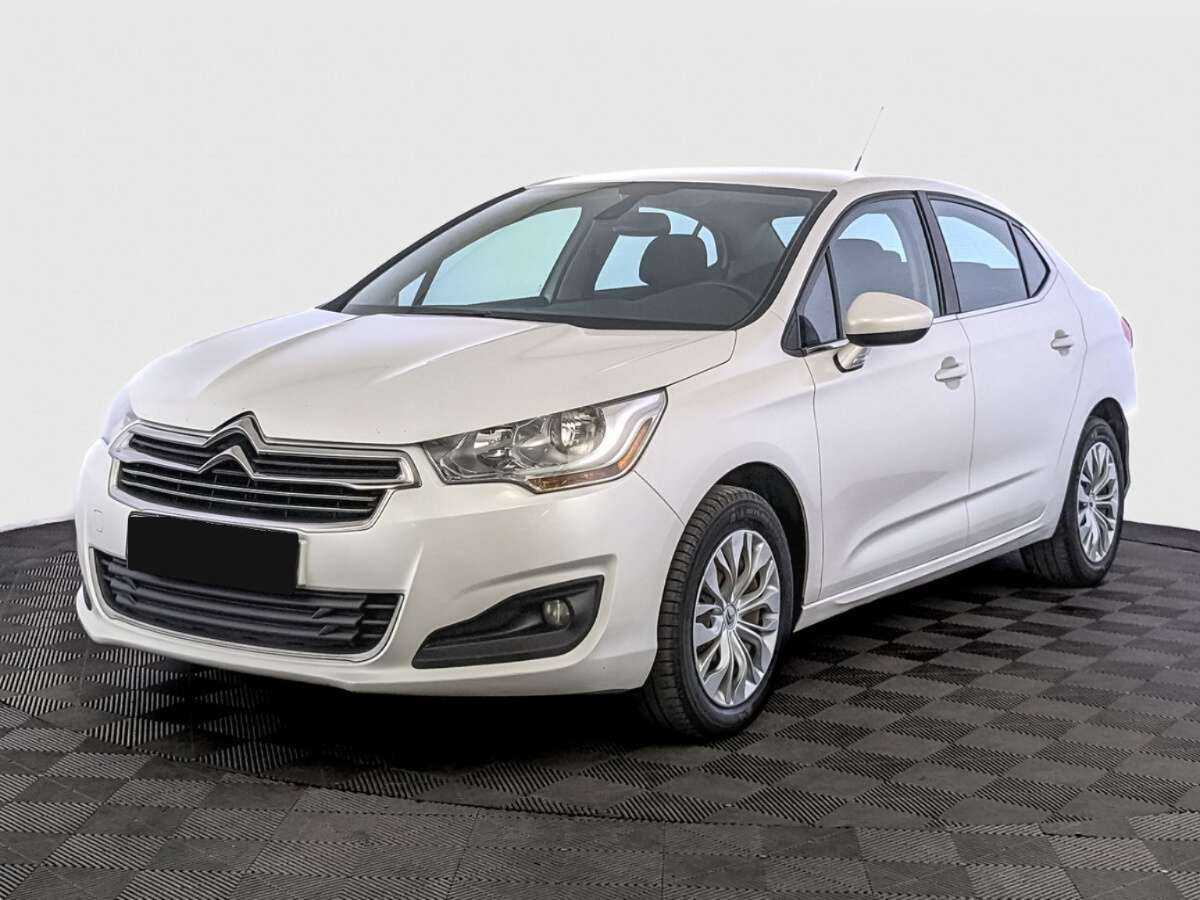 Citroen C4 2016 года с пробегом. Посмотреть фото