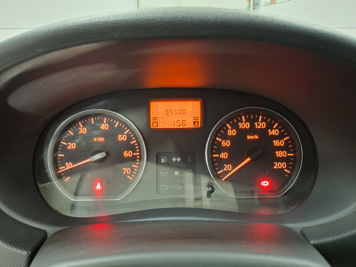 Renault Sandero 2013 года с пробегом. Фото: #12