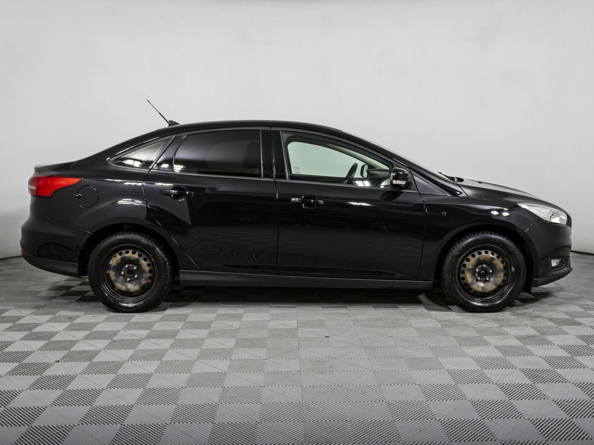 Ford Focus 2018 года с пробегом. Фото: #3