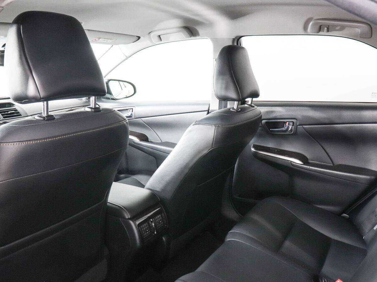 Toyota Camry 2016 года с пробегом. Фото: #11