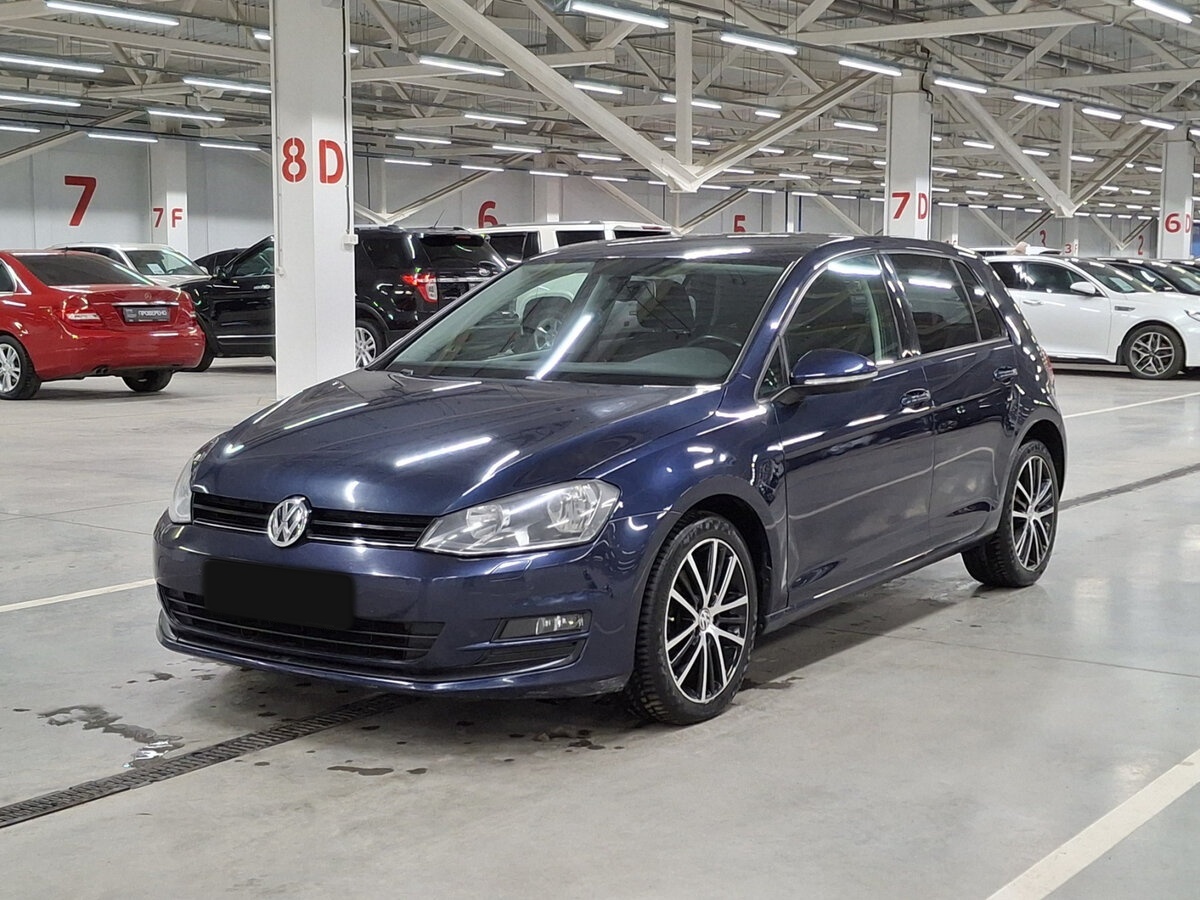 Volkswagen Golf 2013 года с пробегом. Посмотреть фото