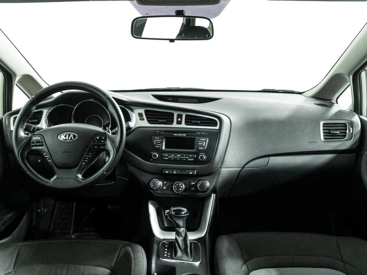 Kia Ceed 2012 года с пробегом. Фото: #12