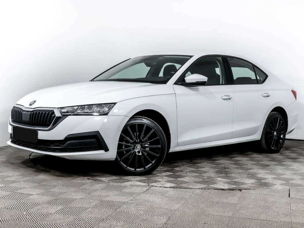 Skoda Octavia 2021 года с пробегом. Посмотреть фото