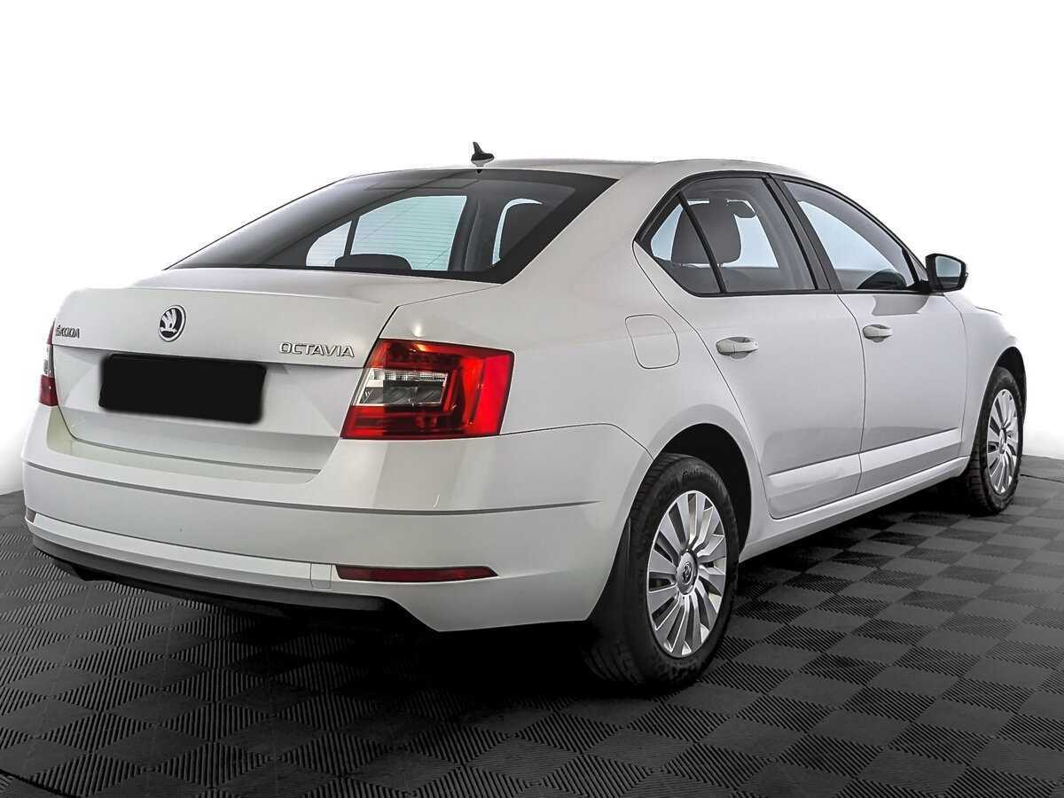 Skoda Octavia 2017 года с пробегом. Фото: #4