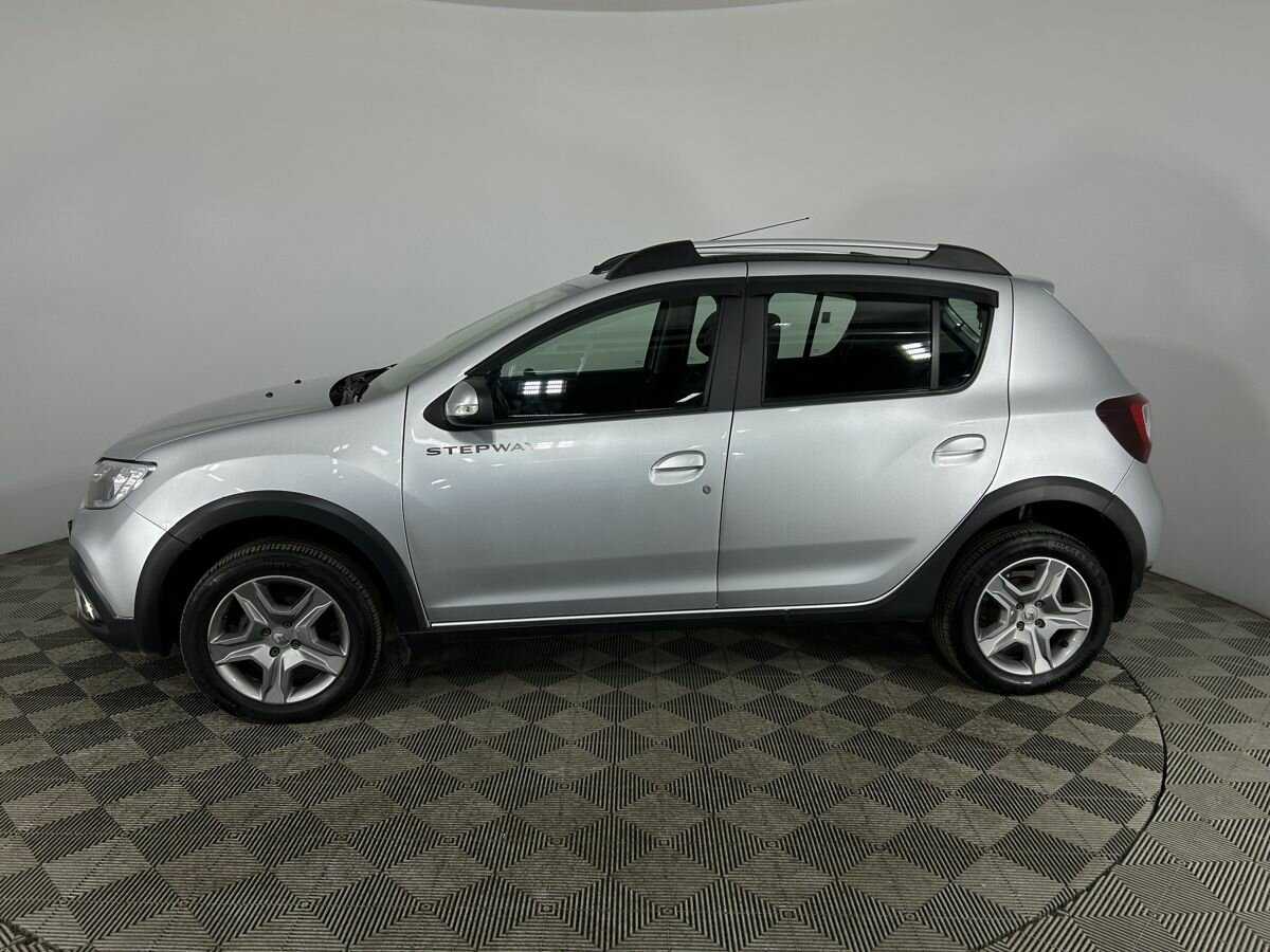 Renault Sandero 2021 года с пробегом. Фото: #4