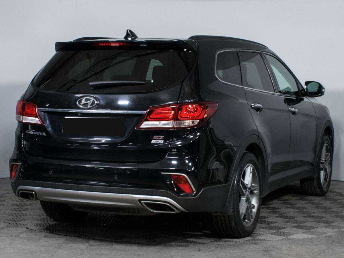 Hyundai Santa Fe 2017 года с пробегом. Фото: #4