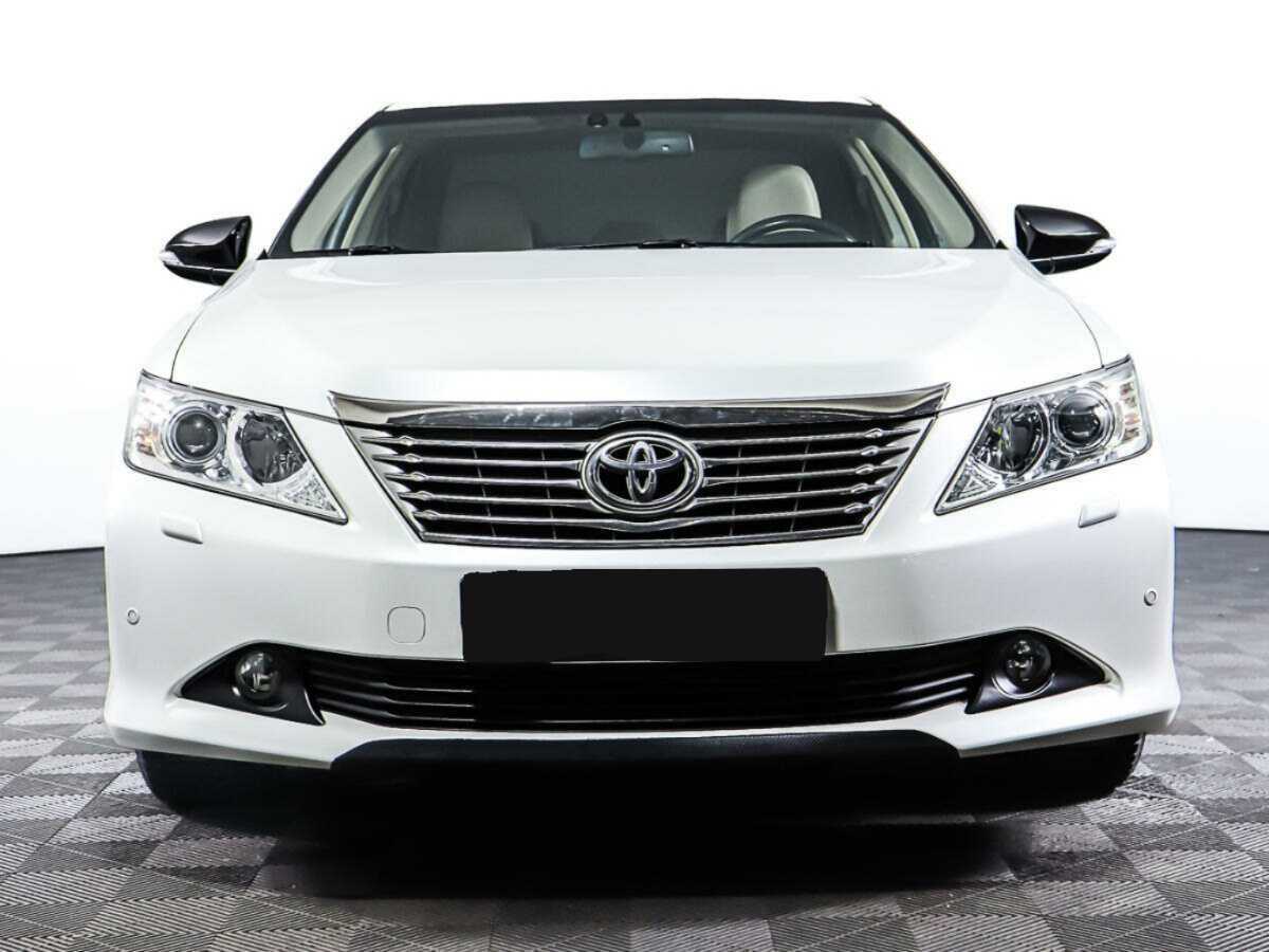 Toyota Camry 2014 года с пробегом. Фото: #1