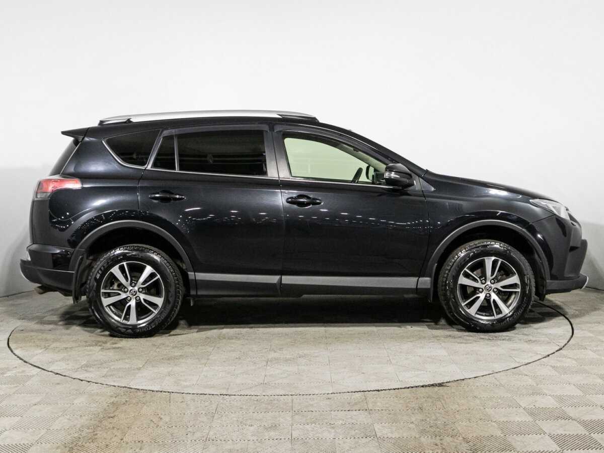 Toyota RAV4 2015 года с пробегом. Фото: #3