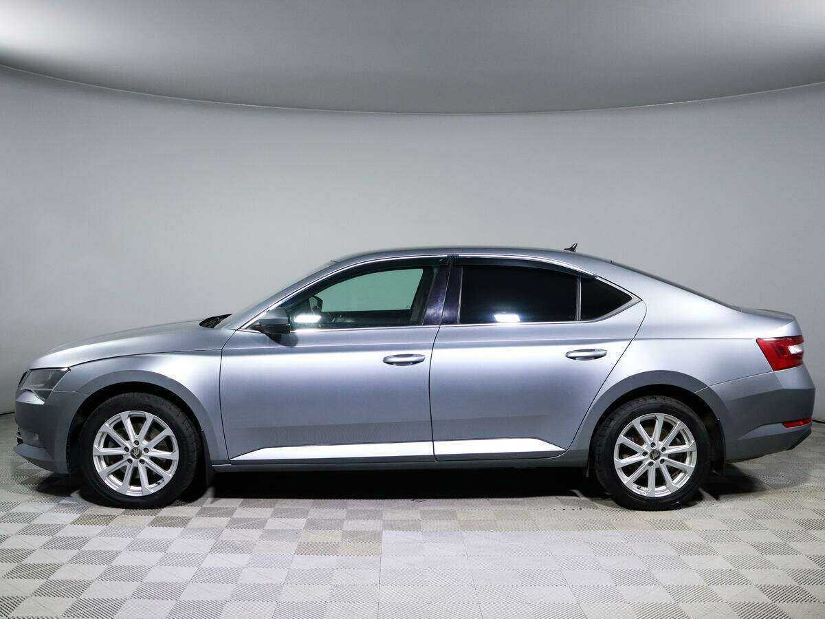 Skoda Superb 2015 года с пробегом. Фото: #6