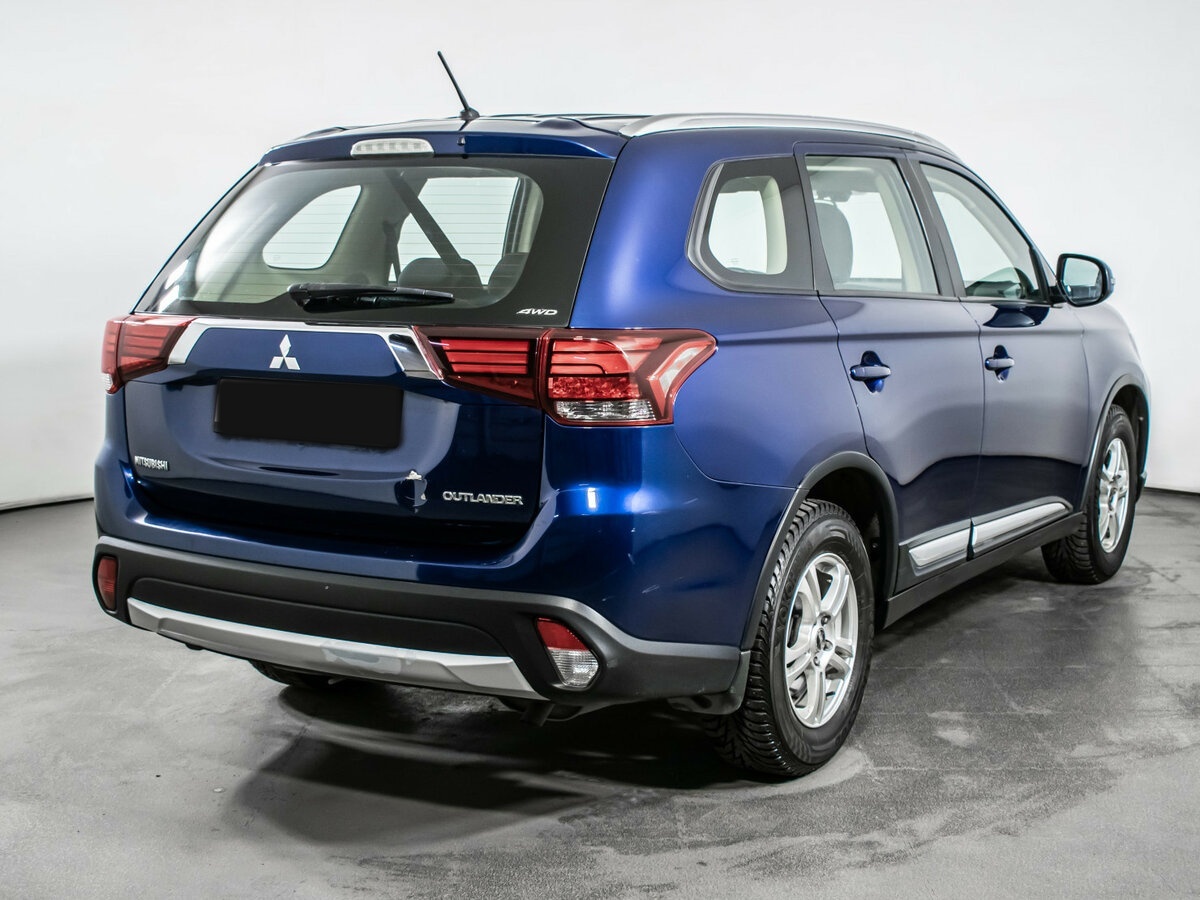 Mitsubishi Outlander 2015 года с пробегом. Фото: #4
