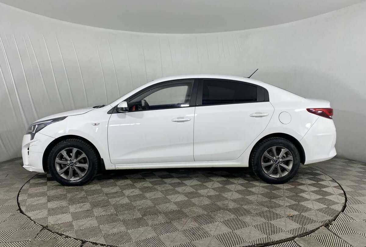 Kia Rio 2021 года с пробегом. Фото: #7
