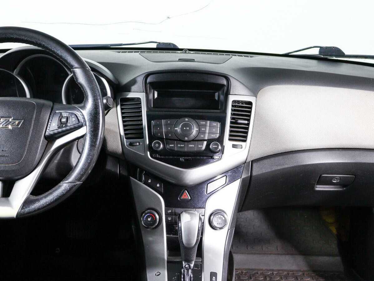Chevrolet Cruze 2012 года с пробегом. Фото: #12