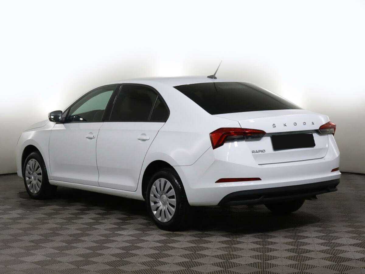 Skoda Rapid 2021 года с пробегом. Фото: #5