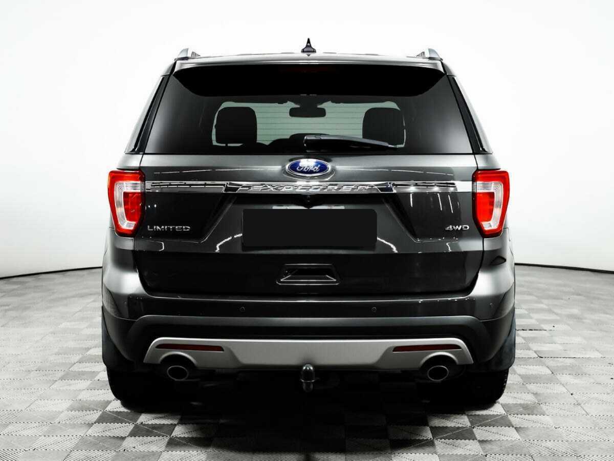Ford Explorer 2017 года с пробегом. Фото: #4