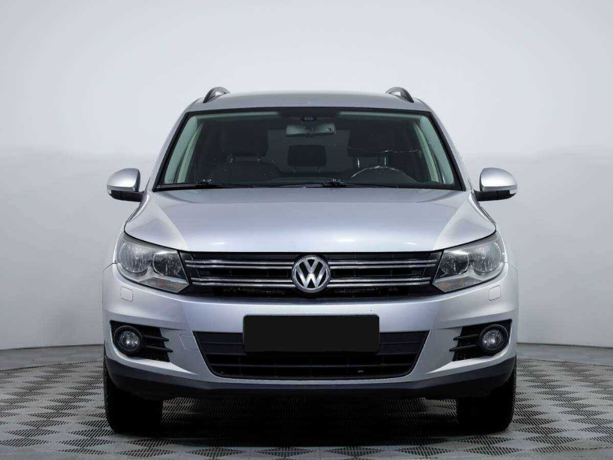 Volkswagen Tiguan 2012 года с пробегом. Фото: #0