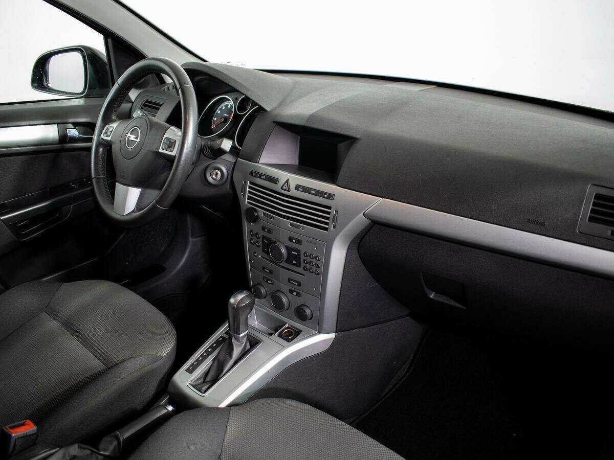 Opel Astra 2014 года с пробегом. Фото: #6