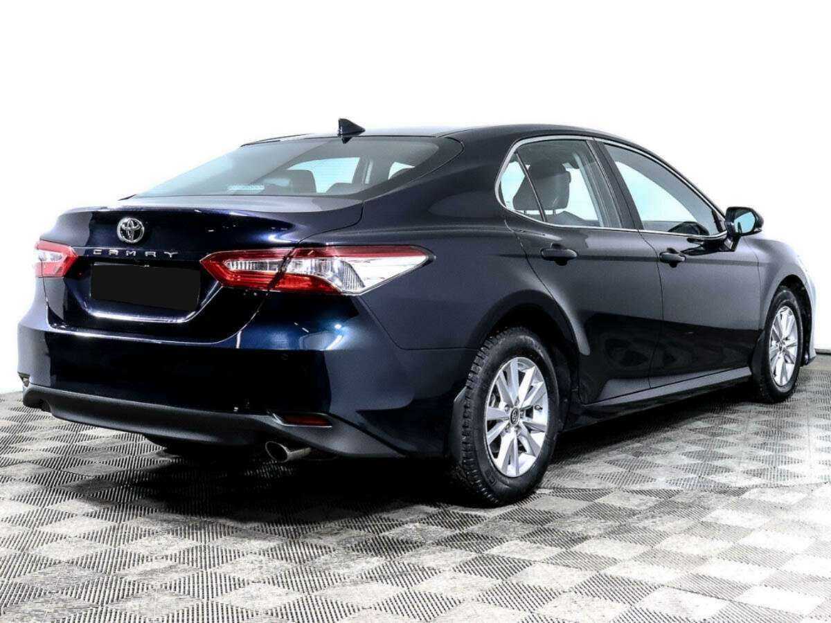 Toyota Camry 2019 года с пробегом. Фото: #3