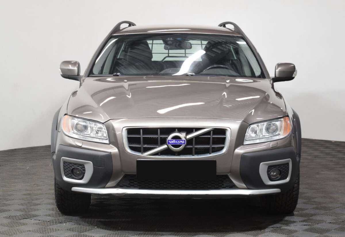 Volvo XC70 2012 года с пробегом. Фото: #1