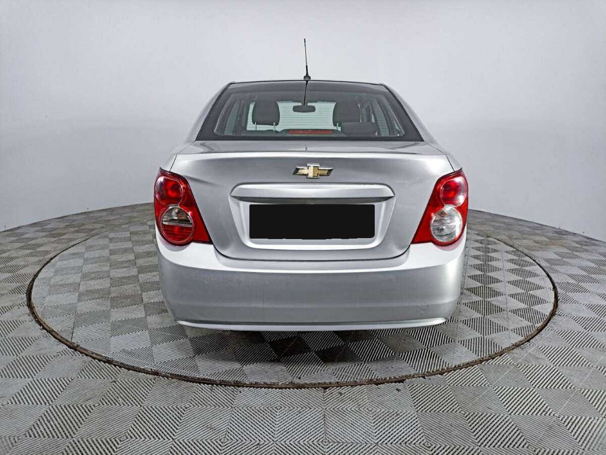 Chevrolet Aveo 2013 года с пробегом. Фото: #5