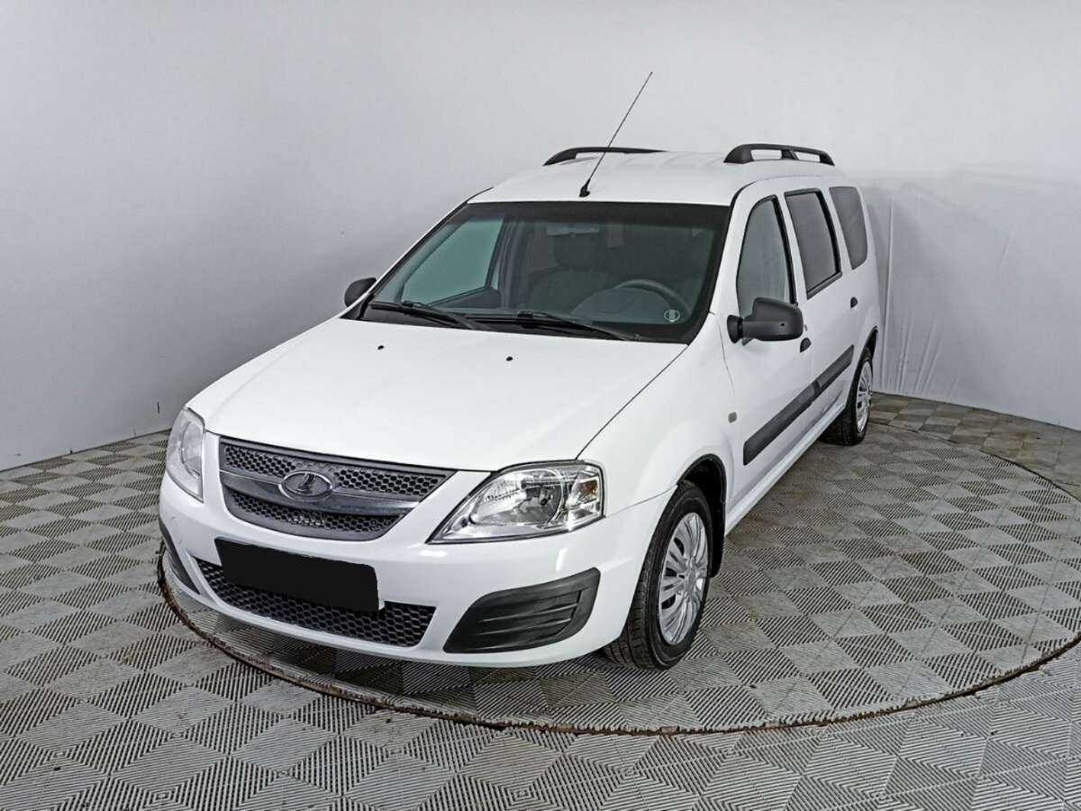 Lada (ВАЗ) Largus 2017 года с пробегом. Посмотреть фото