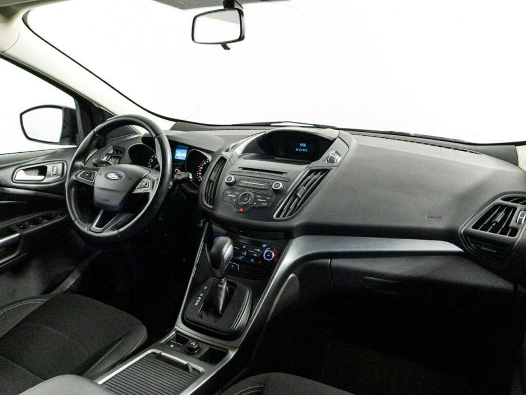 Ford Kuga 2018 года с пробегом. Фото: #8