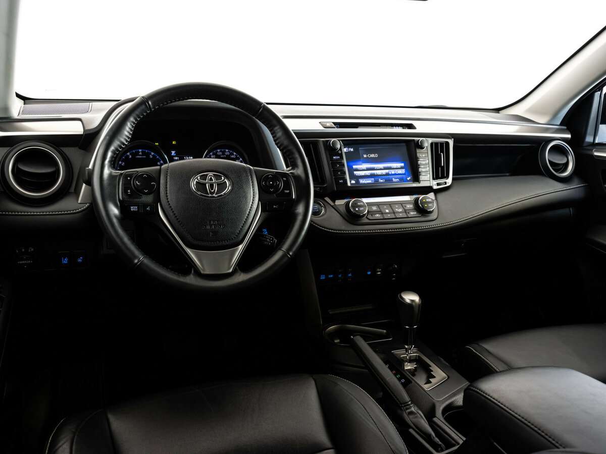 Toyota RAV4 2019 года с пробегом. Фото: #8