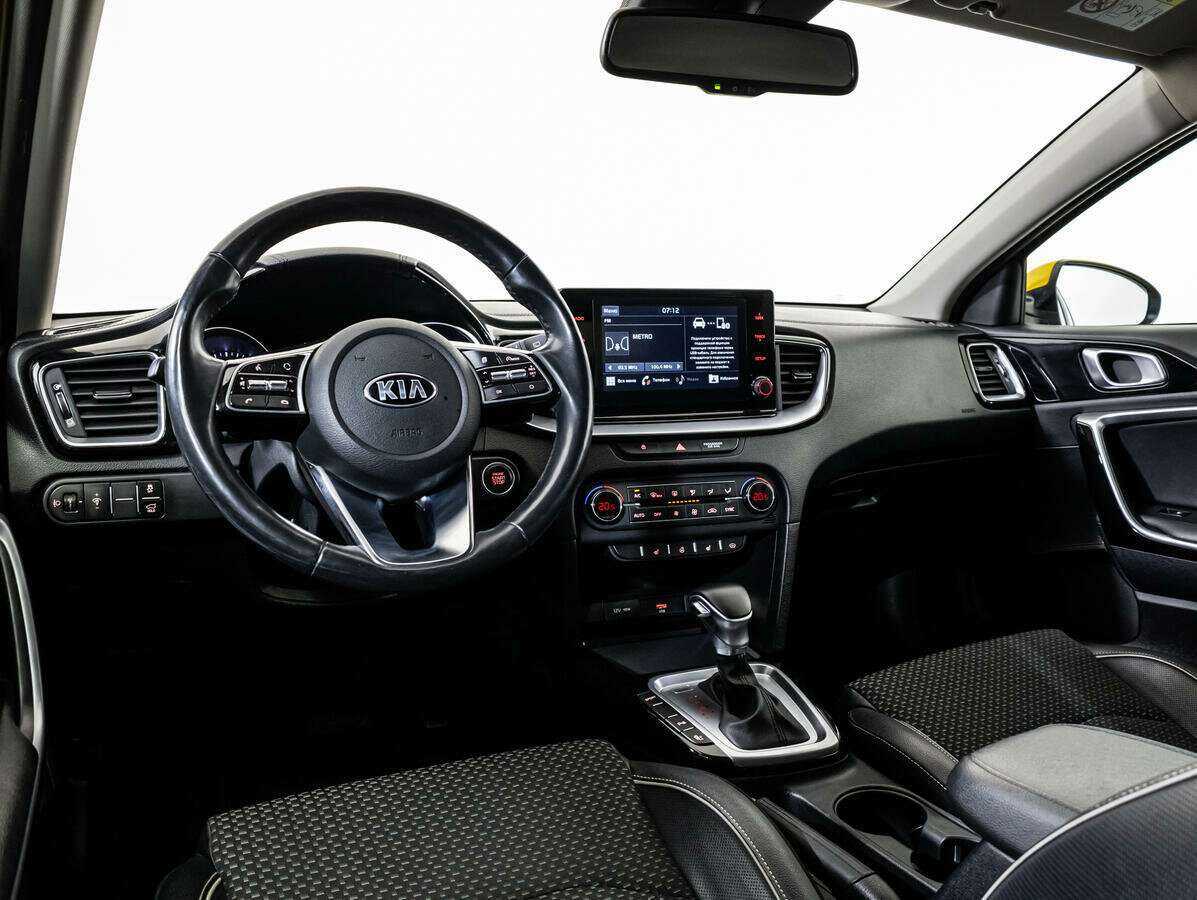 Kia XCeed 2020 года с пробегом. Фото: #9