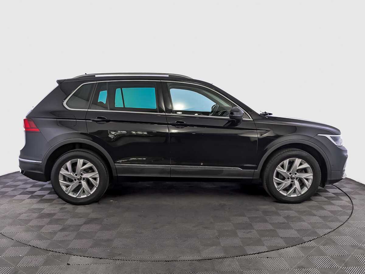 Volkswagen Tiguan 2021 года с пробегом. Фото: #3