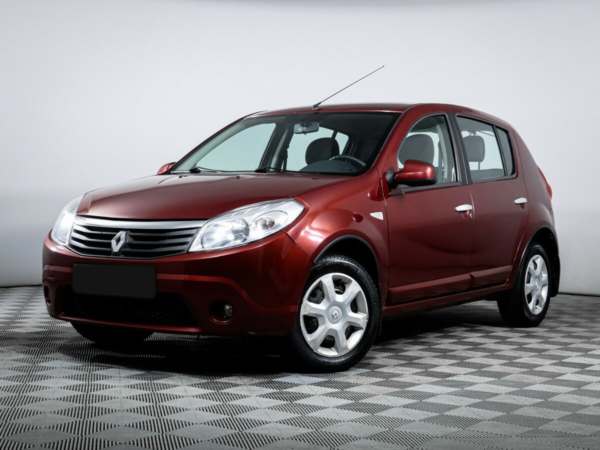 Renault Sandero 2012 года с пробегом. Посмотреть фото