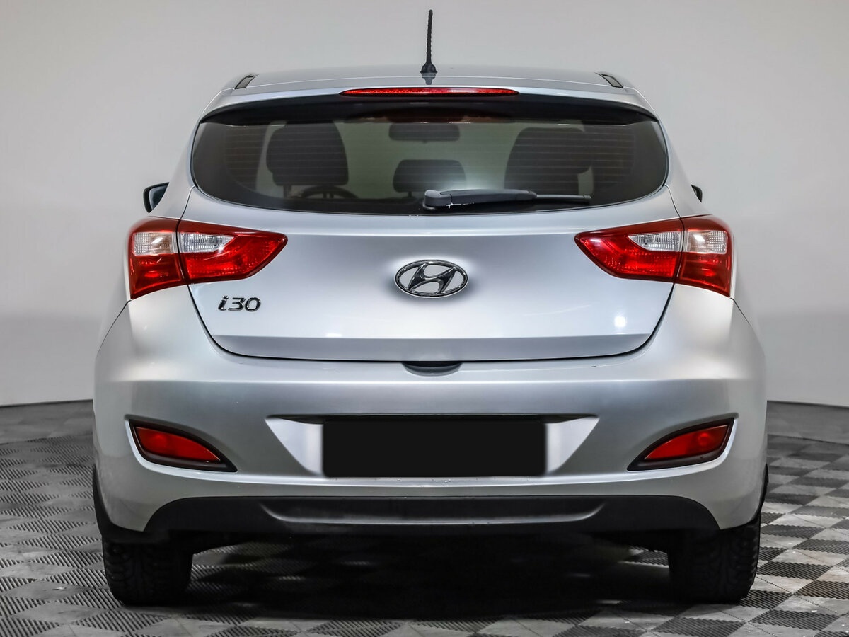 Hyundai i30 2013 года с пробегом. Фото: #4