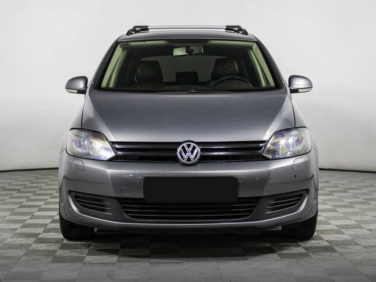 Volkswagen Golf Plus 2013 года с пробегом. Фото: #1