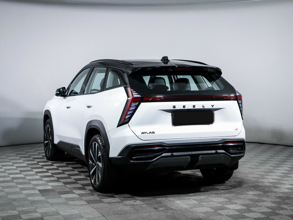 Geely Atlas 2024 года с пробегом. Фото: #7