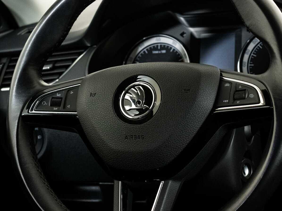 Skoda Octavia 2019 года с пробегом. Фото: #10